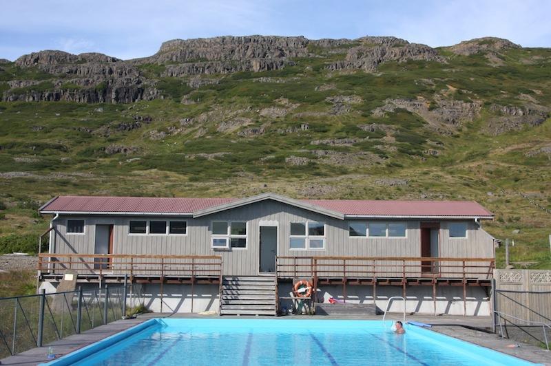 Hotel Laugarholl With Natural Hot Spring Гоульмавік Екстер'єр фото