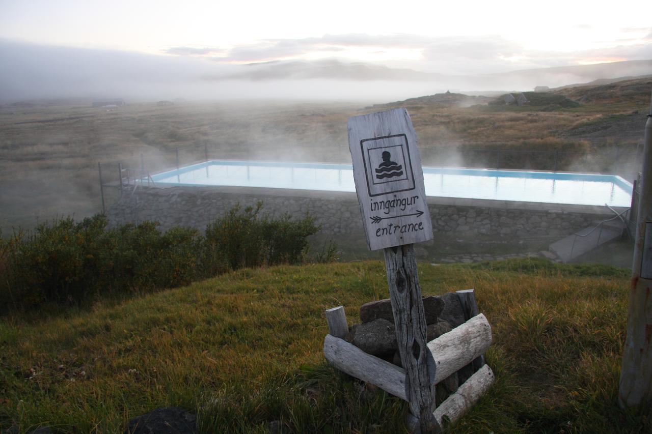 Hotel Laugarholl With Natural Hot Spring Гоульмавік Екстер'єр фото